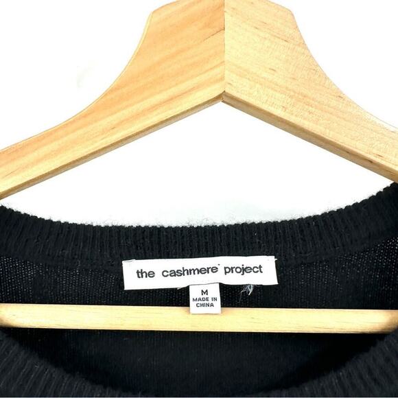 The Cashmere Project Cashmere Embellished Skulls Sweater Sz M - Picture 3 of 5